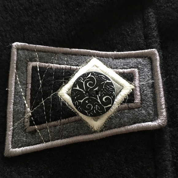 Icelandic Design Womans 100% Wool Bacall Coat XS - Picture 5 of 8